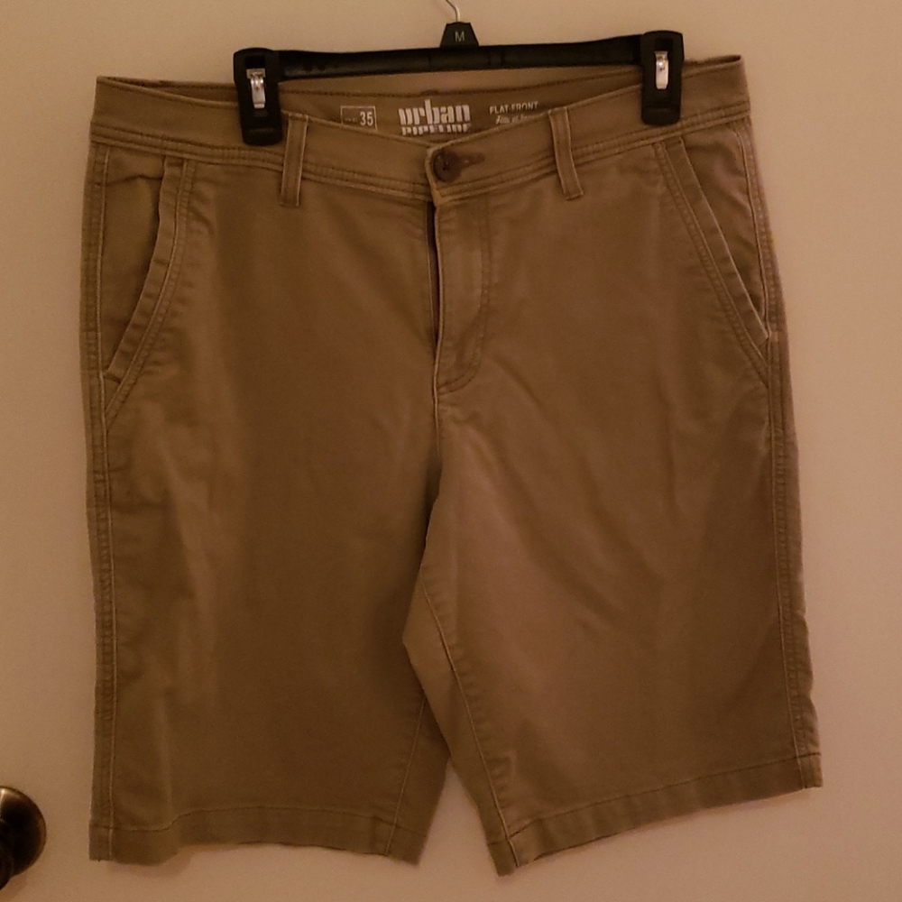 *BOGO FREE* Men's Sz 35 Khaki Shorts
